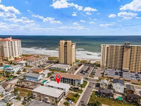 121 13th Ave S #B, Jacksonville Beach, FL 32250