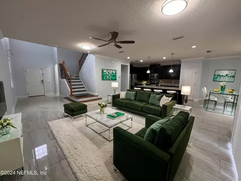 14163 Corrine Cir, Jacksonville, FL 32258