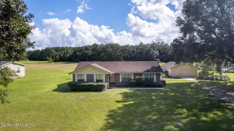 1463 Hutchinson Rd, Middleburg, FL 32068