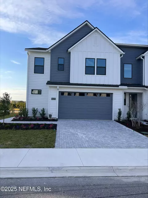 11473 Newtonian Blvd, Jacksonville, FL 32256