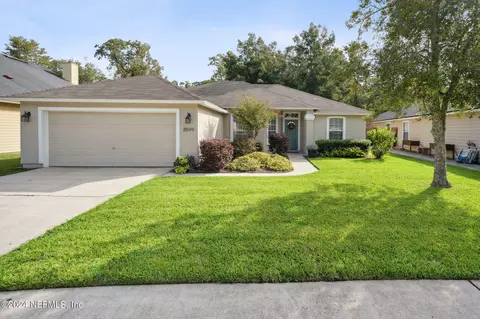 8599 Crooked Tree Dr, Jacksonville, FL 32256