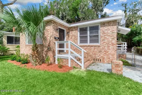 317 W 66th St, Jacksonville, FL 32208