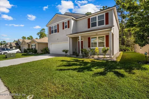 2011 April Oaks Dr, Jacksonville, FL 32221