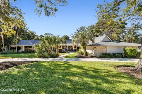 8052 Hunters Grove Rd, Jacksonville, FL 32256