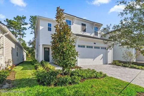 49 Oakmoss Dr, Saint Johns, FL 32259