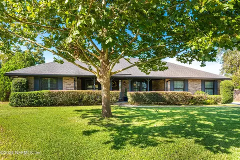 942 Ridgeway Ct, Orange Park, FL 32065