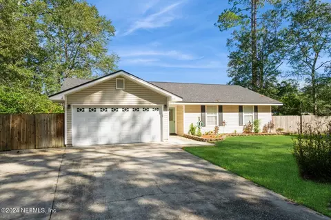 61 Milton St, Macclenny, FL 32063