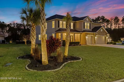 677 Fort William Dr, Saint Johns, FL 32259
