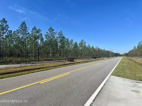 172555 Andrews Rd, Hilliard, FL 32046