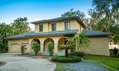 3043 Doctors Lake Dr, Orange Park, FL 32073