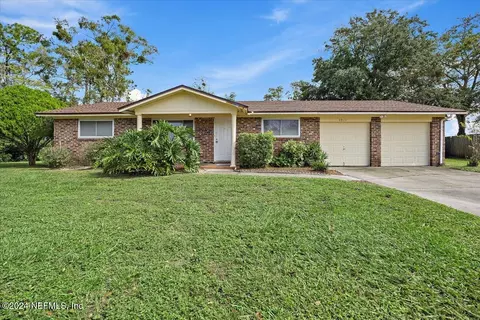 9815 Timberlake Dr E, Jacksonville, FL 32257