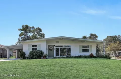 1300 Biltmore Dr, Ormond Beach, FL 32174