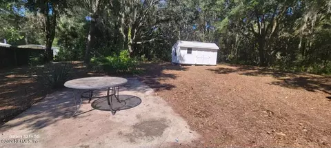 1005 Maltas Ave, Interlachen, FL 32148