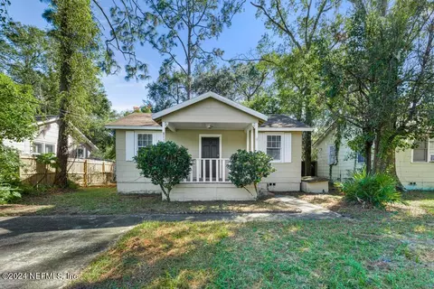 8118 Buttercup St, Jacksonville, FL 32210