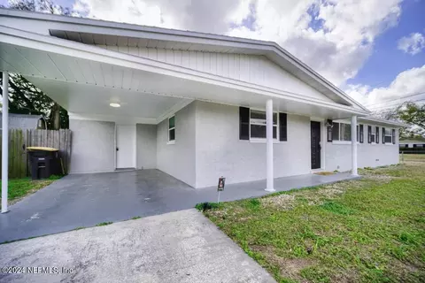 7738 Jaguar Dr, Jacksonville, FL 32244
