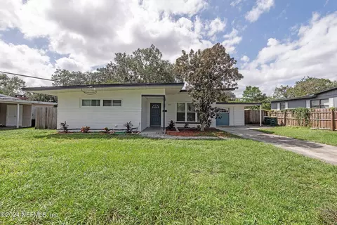1142 Ibis Rd, Jacksonville, FL 32216