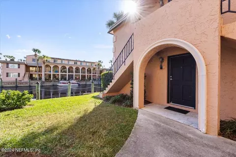 5375 Ortega Farms Blvd #201, Jacksonville, FL 32210