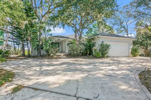 5 Seminole Dr, Saint Augustine, FL 32084