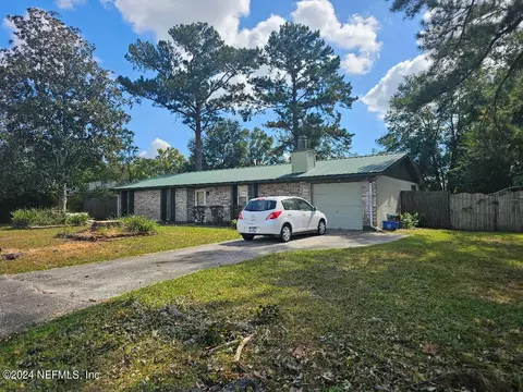 2827 Frontier Ave, Orange Park, FL 32065