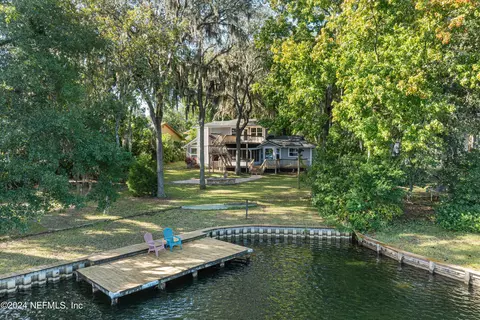 797 Arthur Moore Dr, Green Cove Springs, FL 32043