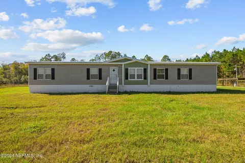 16674 NE 12th Ave, Starke, FL 32091