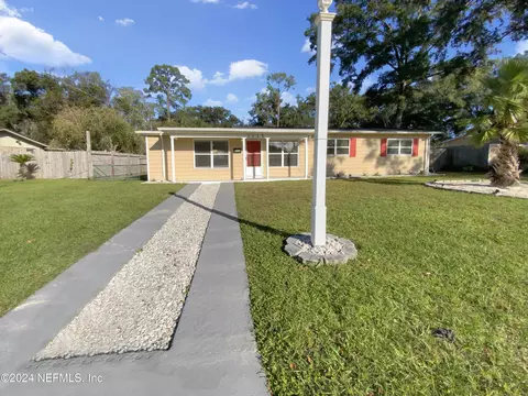3045 Newell Blvd, Jacksonville, FL 32216