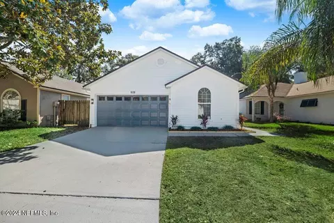 928 Majestic Cypress Dr N, Jacksonville, FL 32233
