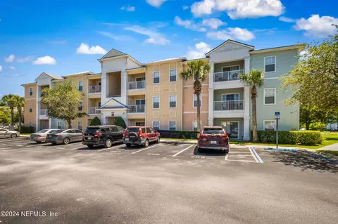 8218 Green Parrot Rd #108, Jacksonville, FL 32256