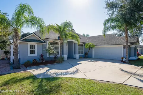 3784 Southbank Cir, Green Cove Springs, FL 32043