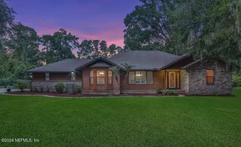 3826 Schoenwald Ln, Jacksonville, FL 32223
