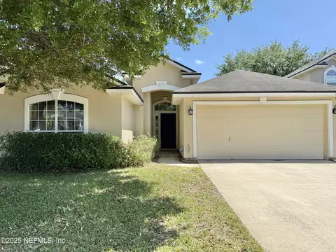 2887 Cross Creek Dr, Green Cove Springs, FL 32043