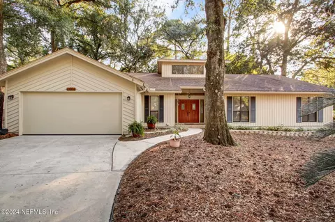 12204 Springmoor Three Ct, Jacksonville, FL 32225