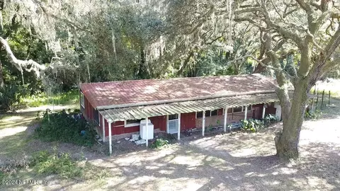 136 Pond Side Trl, Hawthorne, FL 32640