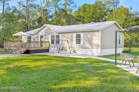 206 Motes Rd, Palatka, FL 32177
