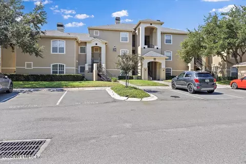 1655 The Greens Way #2813, Jacksonville Beach, FL 32250