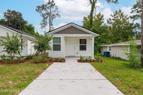 7912 India Ave, Jacksonville, FL 32211