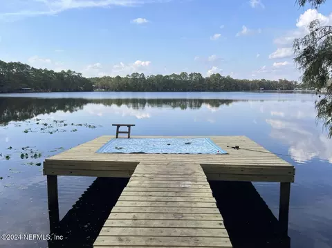190 Whispering Pines Trl, Interlachen, FL 32148