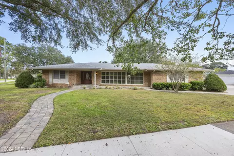 7235 Tonga Dr, Jacksonville, FL 32216