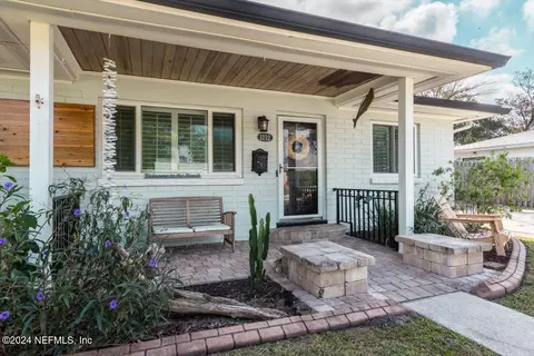1112 14th Ave N, Jacksonville Beach, FL 32250