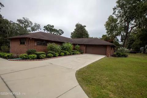209 SE 28th Loop, Melrose, FL 32666