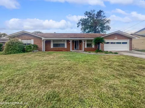 960 Park Forest Ln, Jacksonville, FL 32211