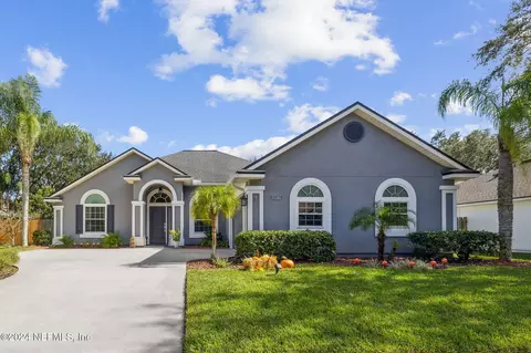 2477 Cedar Trace Dr W, Jacksonville, FL 32246