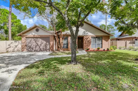 4633 Trevi Dr, Jacksonville, FL 32257