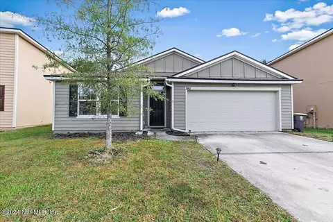 2411 Sotterley Ln, Jacksonville, FL 32220