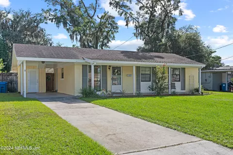 10553 Tulsa Rd, Jacksonville, FL 32218