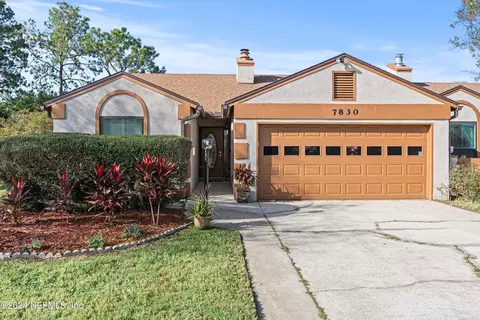 7830 Fawn Brook Cir W, Jacksonville, FL 32256