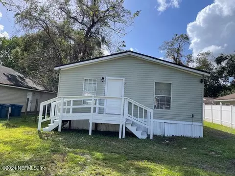 9230 7th Ave, Jacksonville, FL 32208