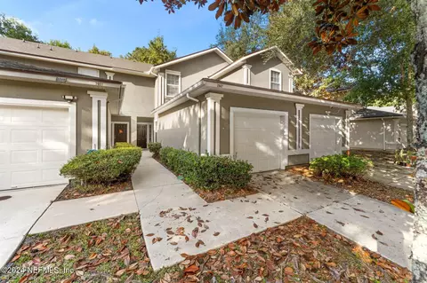7947 Melvin Rd, Jacksonville, FL 32210