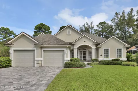 279 Barony Dr, Jacksonville, FL 32225