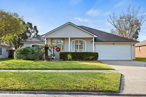 13568 Lobo Ct, Jacksonville, FL 32224